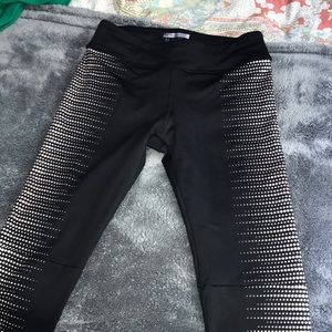 Forever 21 reflective workout legging